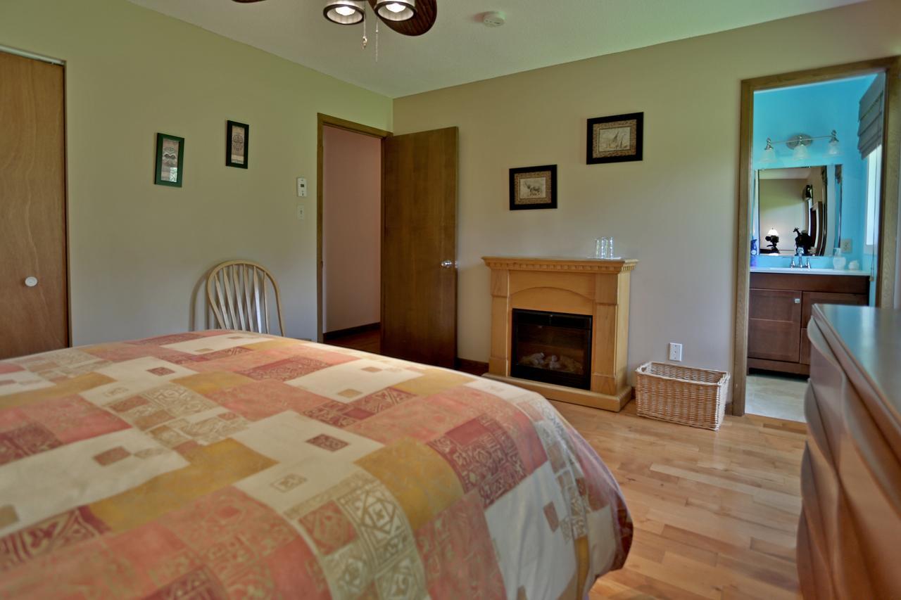 Bed and Breakfast Ranch St-Hubert Saint-Hermenegilde Exterior foto
